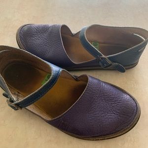 Last Call - Softstar Mary Janes - two tone color